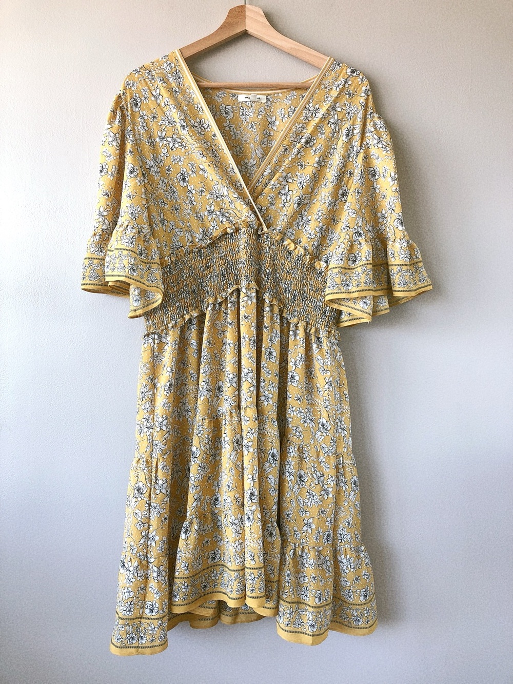 Max Studio Floral dress XL women’s mustard yellow dress bell sleeves